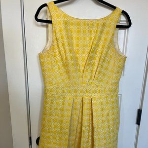 Size 10 Yellow Tommy Hilfiger